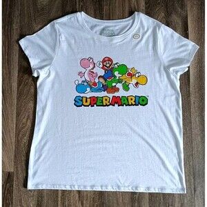 Mario T-Shirt Women's Size Large Video Game Graphic White Short Sleeve